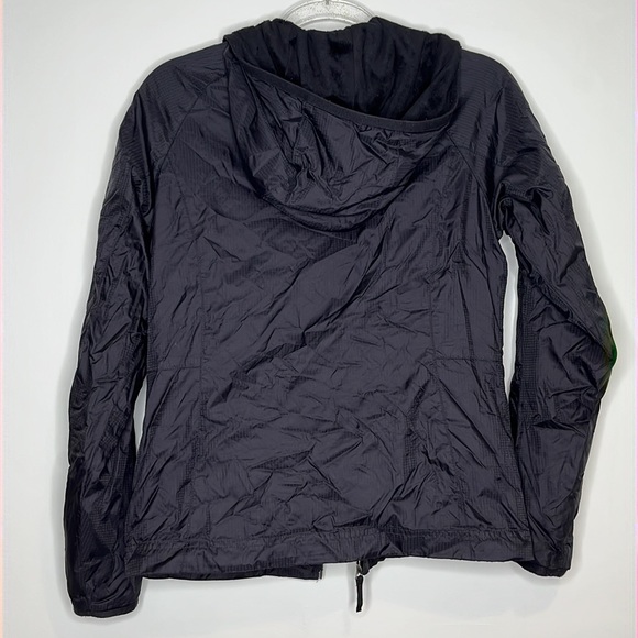 North face soft lined hooded zip up jacket - Picture 6 of 6